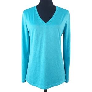Nike Woman’s Dri Fit light blue regular fit long sleeve v-neck workout shirt M